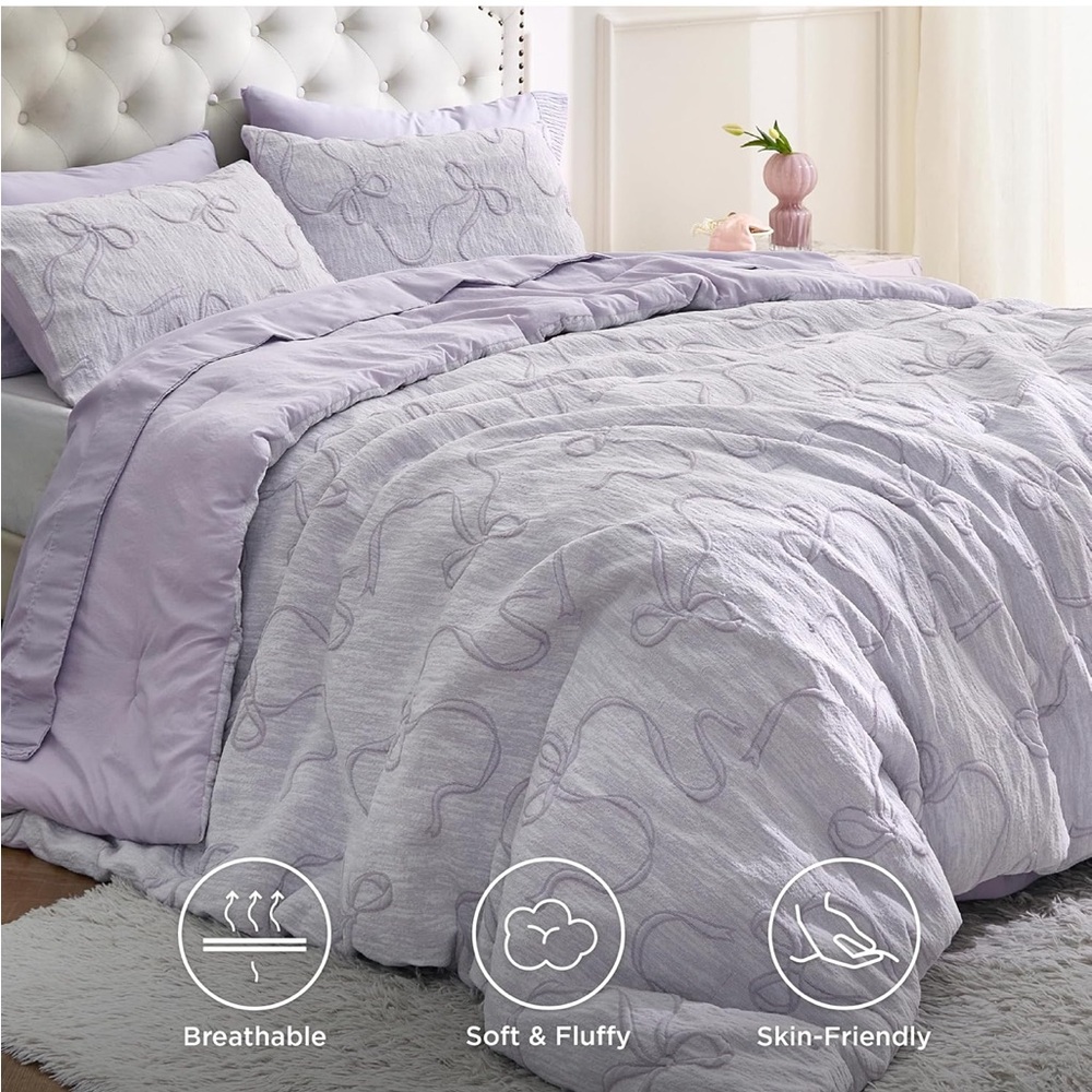 Elegant Lavender Comforter Set